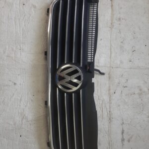 Kühlergrill - VW Passat 3BG